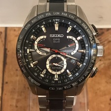 新宿南口店でセイコー（SEIKO）アストロン 黒文字盤 GPS ソーラー腕時計をお買取しました。状態は通常使用感のあるお品物です。