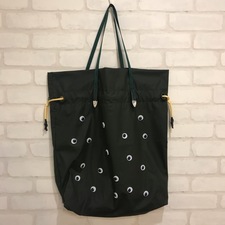 新宿南口店でトーガプルラ（TOGA PULLA）のナイロン ウエスタンスタッズをお買取しました。状態は綺麗な状態のお品物です。