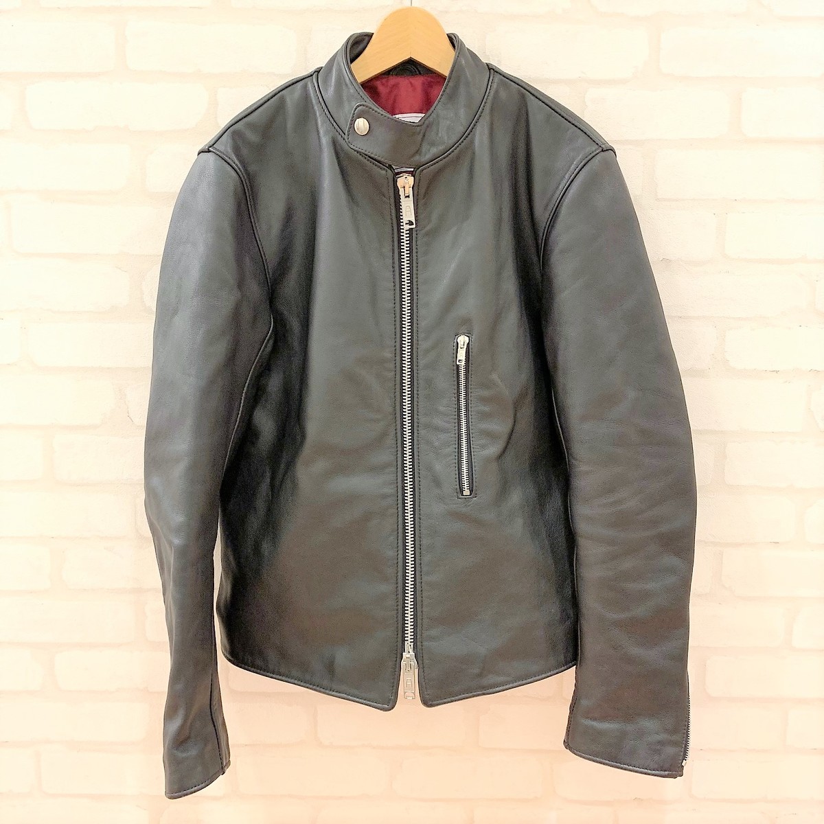 ジェームス グロースの洋服の黒 カウレザー レーシングジャケットの買取実績です 19年6月10日公開の情報です エコスタイル