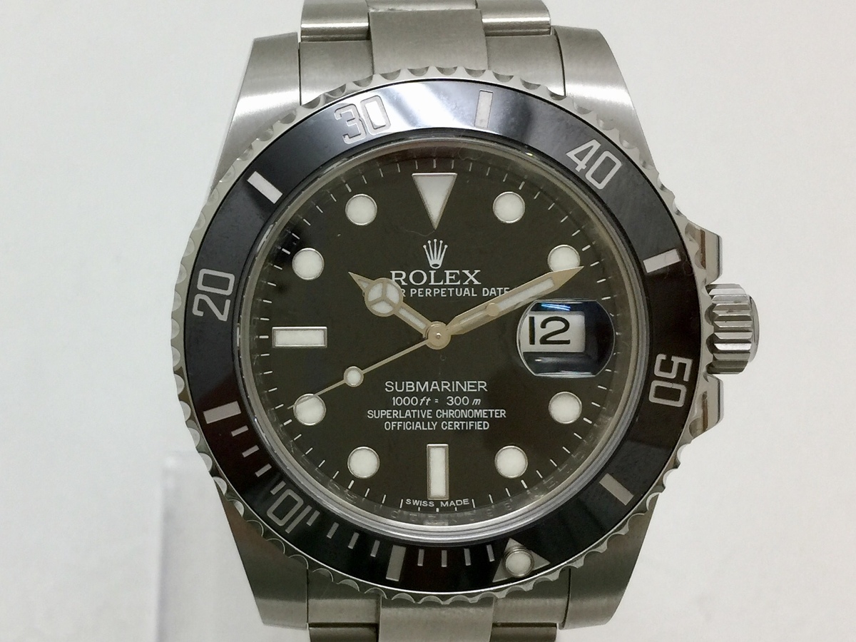 ロレックスの黒 サブマリーナーデイト Ref.116610LN ランダム品番 SS 黒文字盤 自動巻き時計の買取実績です。