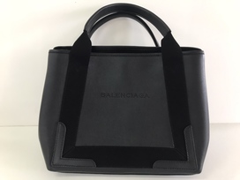 バレンシアガの339933　黒　レザー　カバス　S　トートバッグの買取実績です。
