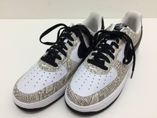 ナイキ 845053-104  AIR FORCE 1 LOW RETRO 買取実績です。