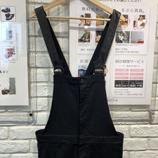 新宿三丁目店で、イサムカタヤマバックラッシュのストレッチ素材のストライプ柄サロペットを買取ました。状態は通常使用感があるお品物です。