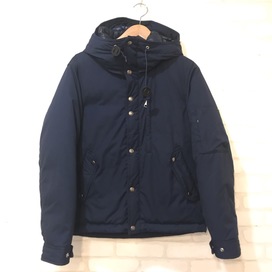 ザ・ノース・フェイスのND2558N MOUNTAIN SHORT DAWN PARKAの買取実績です。