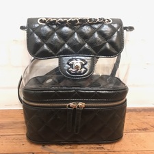 新宿南口店でシャネル（CHANEL）のクリアバニティ リュックサックをお買取しました。状態は通常使用感のあるお品物です。