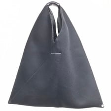 銀座本店でエムエム6メゾンマルジェラの黒のトライアングルトートバッグを買取りました。状態は通常使用感があるお品物です