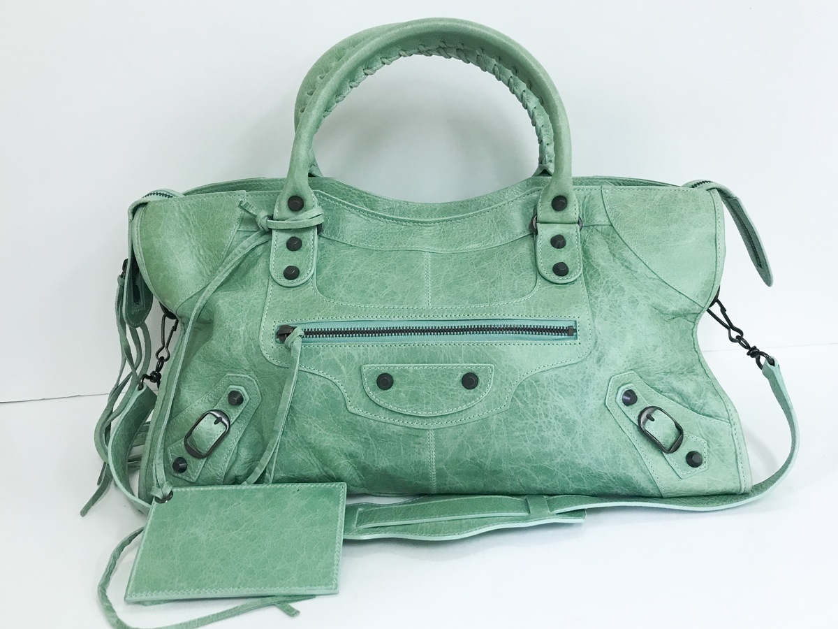 バレンシアガの168028　グリーン　エディターズバッグ ザ・パートタイム　2WAYバッグの買取実績です。