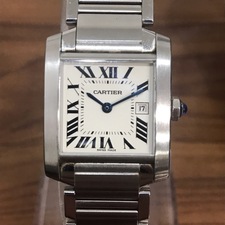 新宿南口店でカルティエ（Cartier）の傷の多いタンクフランセーズMMをお買取しました。状態は傷の目立つお品物です。