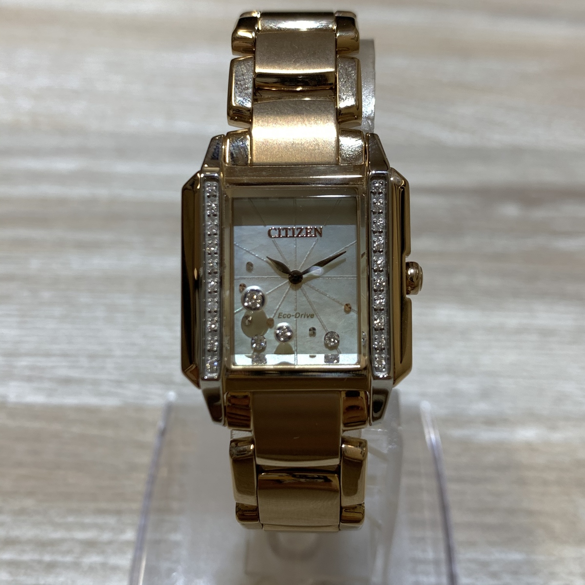 シチズンのエル　EG　706981D　SS　20Pダイヤ　腕時計の買取実績です。