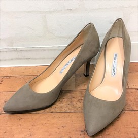 ペリーコのブラウン スエード パンプスの買取実績です。