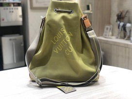 ルイヴィトンのイエロー M80635 2002年製 ショルダーバッグの買取実績です。