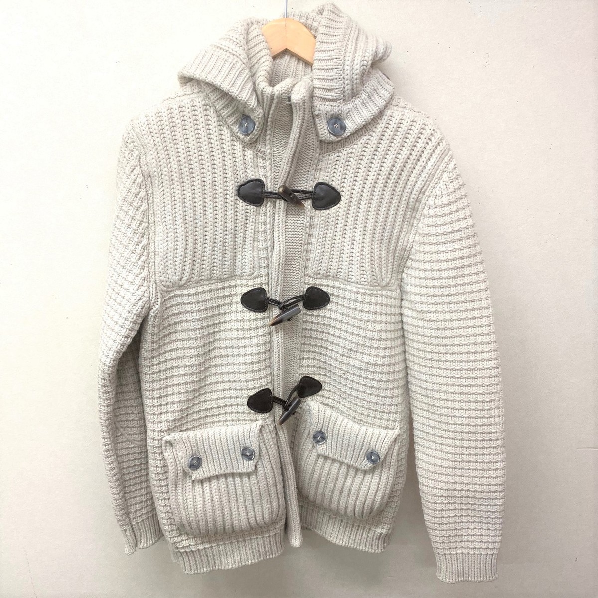 バークの洋服のベージュ ウール ニット ダッフルコートの買取実績です 19年11月3日公開の情報です エコスタイル