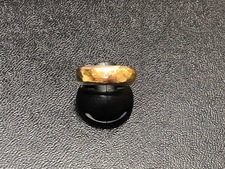 エコスタイル渋谷店では、マルコムベッツのハンマリング1ポイントダイヤリングを買取ました。状態は若干の使用感がある中古品です。