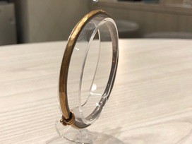 マルコムベッツのK22×925 ハンマリング 3ポイントダイヤ バングルの買取実績です。