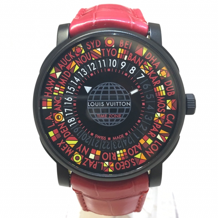 ルイヴィトンの18年製 Q5D230 エスカルタイムゾーン 日本限定 自動巻き 腕時計の買取実績です。