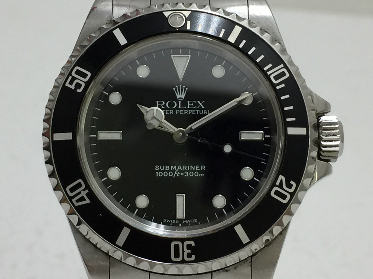 ロレックスの黒 サブマリーナーノンデイト Ref.14060 SS 黒文字盤 自動巻き時計の買取実績です。