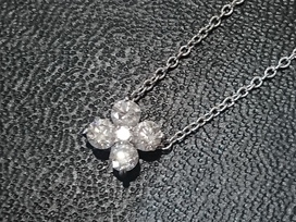 金のK18WG 5Pダイヤ ネックレスの買取実績です。