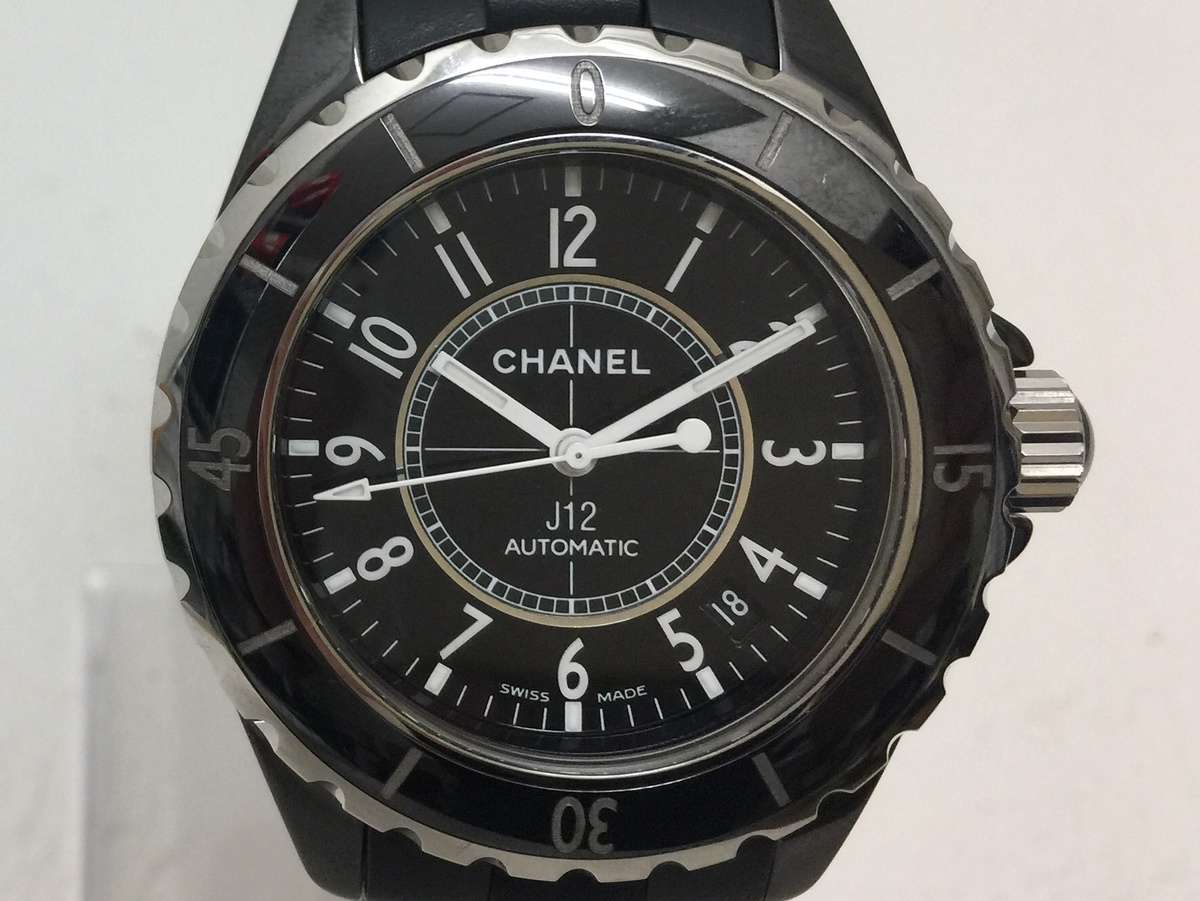 シャネルのH0684 J12 黒　腕時計の買取実績です。