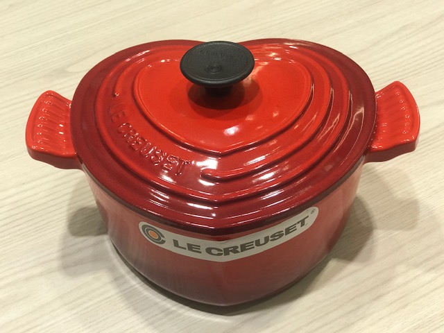 ルクルーゼ(Le Creuset) ココット・ダムール 18cmチェリーレッド