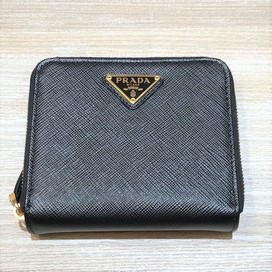 エコスタイル銀座本店にてプラダの1ML036 サフィアーノ 2つ折り財布を買取致しました。
