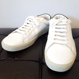 サンローランの421570 クラシック レザースニーカーの買取実績です。