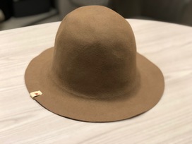 ビズビムのLAUREATE HAT OLIVEの買取実績です。