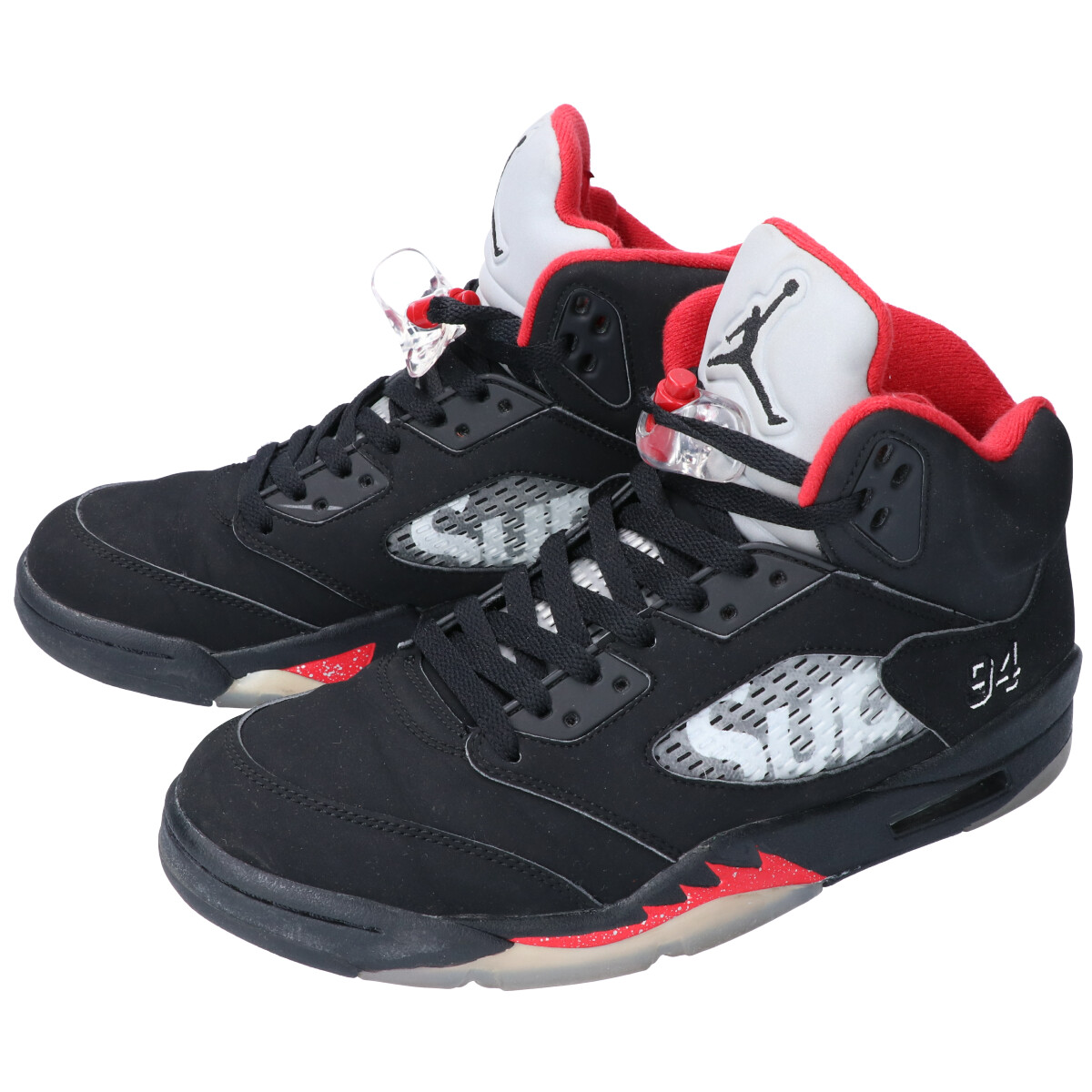 ナイキの×Supreme　824371-001 AIR JORDAN 5 RETRO SUPREME 　26.5cm　BLACK/WHITE-VARSITY REDの買取実績です。