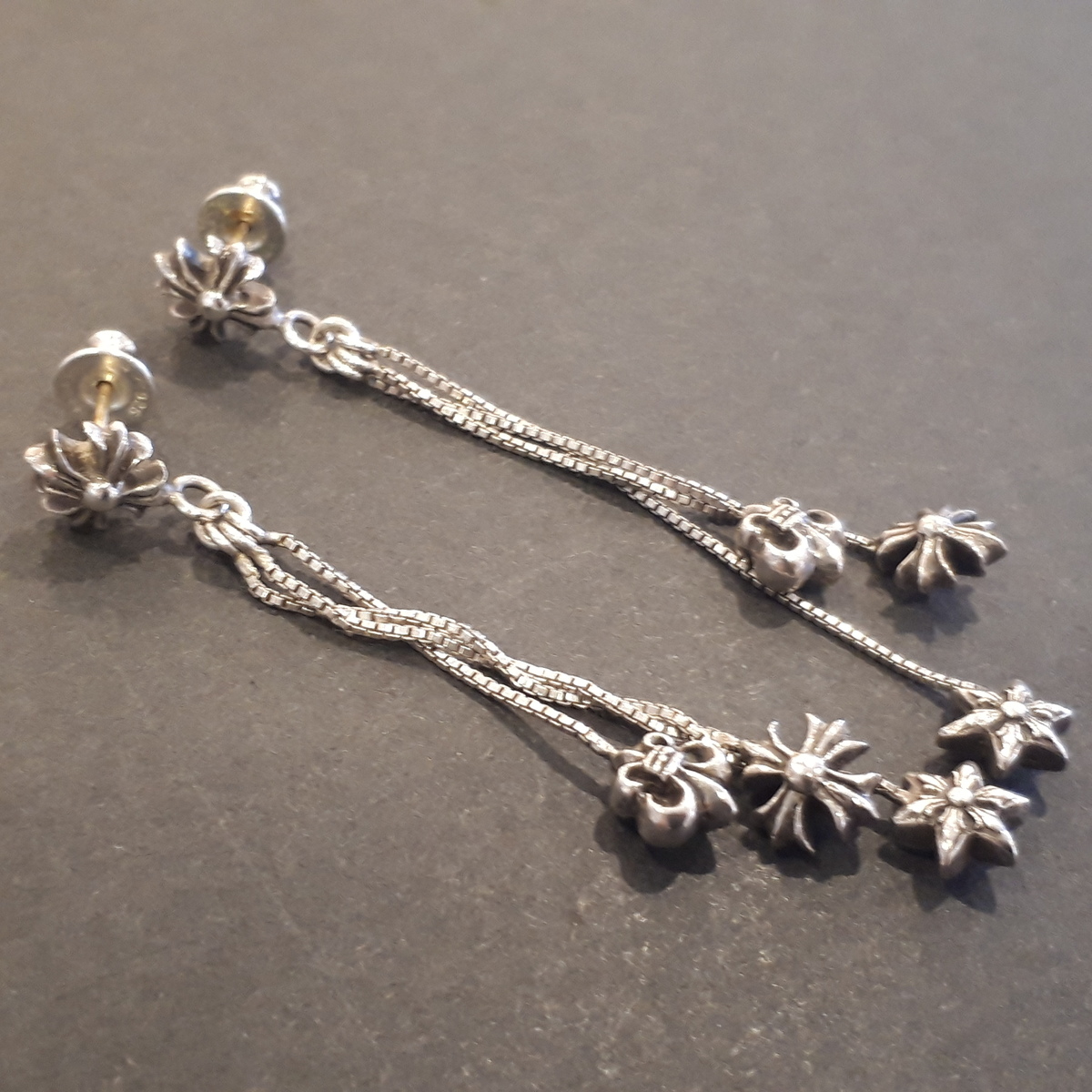 ピアス クロム ハーツ