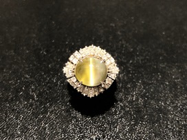 キャッツアイのクリソベリルキャッツアイ6.92ct ダイヤ1.74c PT900 リングの買取実績です。