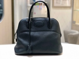 エルメスの黒 トリヨンクレマンス SV金具 2019年製 ボリード31 ハンドバッグの買取実績です。