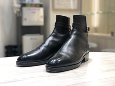 渋谷店で、シュナイダーブーツのジョッパーブーツを高価買取しました。状態は若干の使用感がある中古品です。