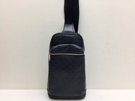 グッチの450970　グッチシマ　ボディバッグの買取実績です。