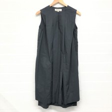 銀座本店で、エンフォルドの黒の3009A 233-0760のドライタイプライターの2立体ワンピースを買取ました。状態は若干の使用感がある中古品です。