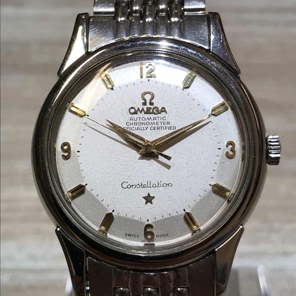 オメガの14381 コンステレーション 自動巻き時計の買取実績です。