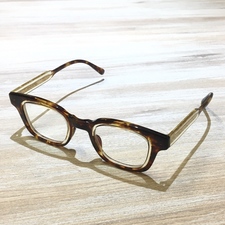 アイヴァン7285の315-TI スクエアウェリントン型の眼鏡をエコスタイル銀座本店で買取いたしました。状態は通常使用感があるお品物です。