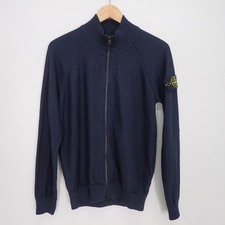 ストーンアイランド 国内正規品 7215533B0 コットン ジップアップ ニットジャケット 買取実績です。