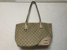 グッチ 169946　GG　キャンバストートバッグ 買取実績です。