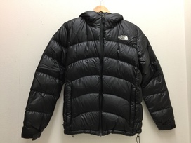 ザ・ノース・フェイスの17AW ND91701R 黒 フーディーダウンジャケットの買取実績です。