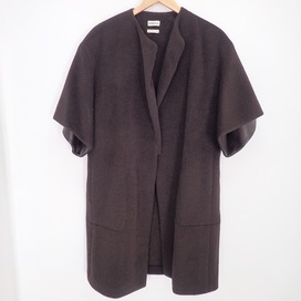 エルメスのアルパカ100％ シャギー ノーカラーコートの買取実績です。