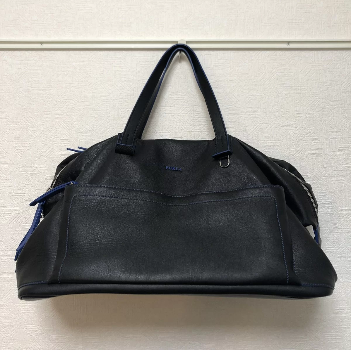 フルラのブランドのブラック ブルー メンズ レザーボストンバッグの買取実績です 年6月8日公開の情報です エコスタイル