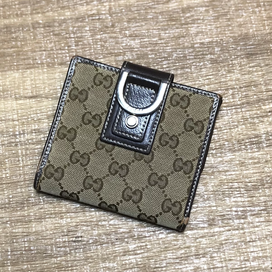グッチのGG　141411-486184　2つ折り財布の買取実績です。
