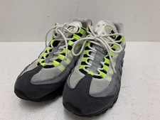 大阪心斎橋店の出張買取にて、ナイキのエアマックス95(AIRMAX95 OG、554970-174、イエローグラデーション)を高価買取いたしました。状態は通常使用感のお品物です。