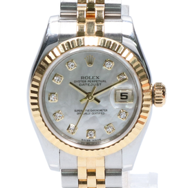 2964のV番 179173G ホワイトシェル文字盤 10Pダイヤインデックス 自動巻き腕時計の買取実績です。