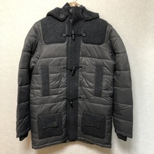 大阪心斎橋店の出張買取にて、バークのナイロンダッフルコート(W/PADDING、52B8117-218-S)の未使用品を高価買取いたしました。状態は新品未使用品です。