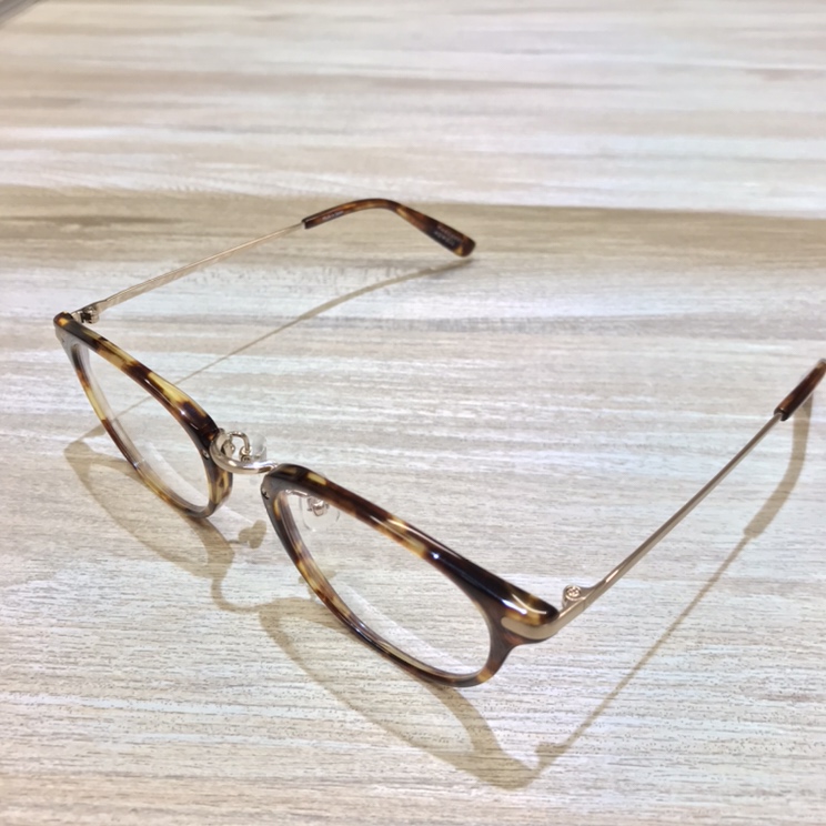 マーガレットハウエルのMHC0049 DB βチタニウム オプティカルフレーム 度入りレンズ眼鏡の買取実績です。