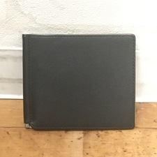 デルヴォー レザー 二つ折り マネークリップ 買取実績です。
