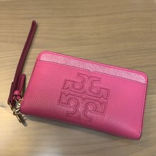 トリーバーチ ピンク　ロゴレザージップウォレット　HARPER SMARTPHONE WRISTLET 買取実績です。