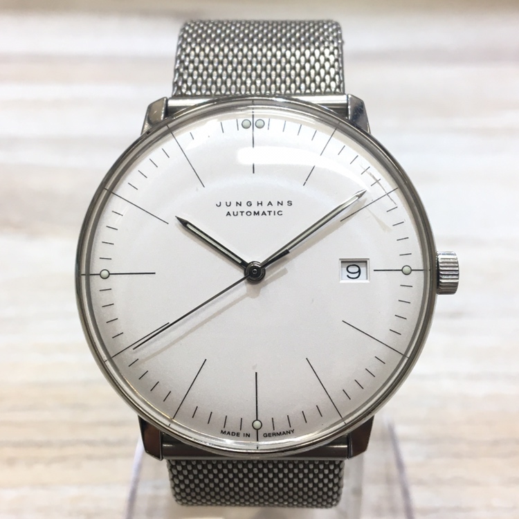 ユンハンスのSS　27.4002　マックスビル　白文字盤　デイト　自動巻き時計の買取実績です。
