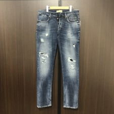 大阪心斎橋店にて、新品未使用品のシヴィリアのダメージ加工ストレッチデニムパンツ(10643)を高価買取いたしました。状態は新品未使用品です。