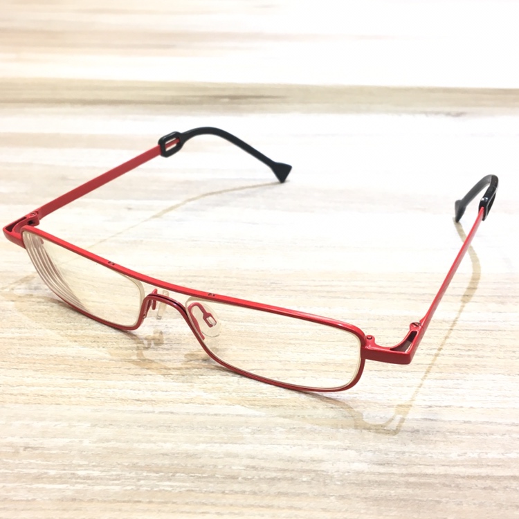 テオのレッド cool メタルフレーム メガネをエコスタイル銀座本店で買取いたしました。 買取価格・実績 2020年7月31日公開情報